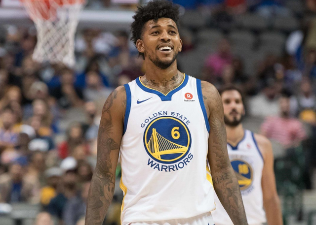 惨烈10连败！英格拉姆31+7+6场上想打瞌睡 双核缺席一人无力回天（苦吞10连败！英格拉姆31+7+6疲态尽显 双核缺席独木难支）