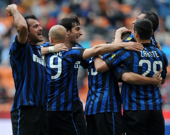 荷甲战报：诺约克斯梅开二度，SBV精英2-1战胜阿贾克斯（荷甲：诺约克斯双响，SBV精英2-1力克阿贾克斯）